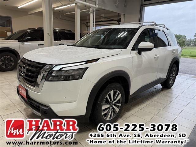 new 2025 Nissan Pathfinder car, priced at $44,015