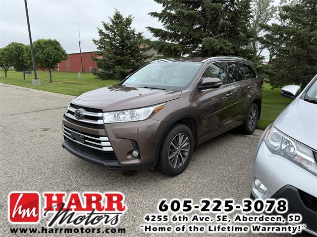 used 2017 Toyota Highlander car, priced at $21,999