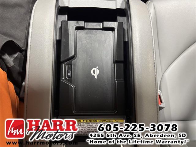 used 2022 Toyota Highlander car, priced at $37,999