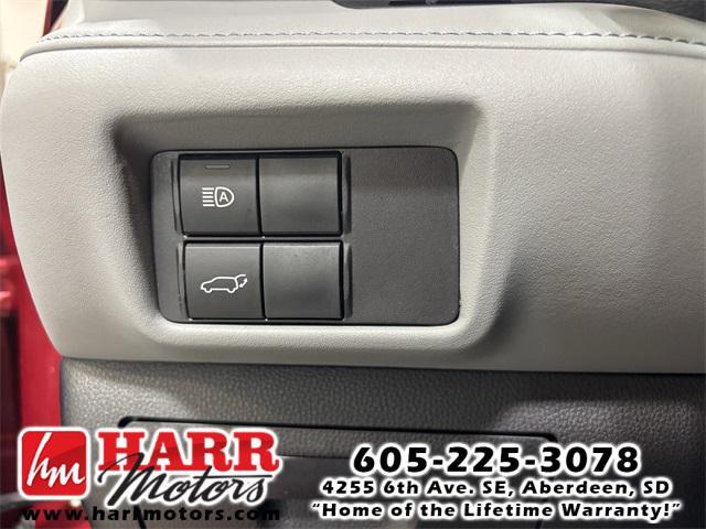 used 2022 Toyota Highlander car, priced at $37,999