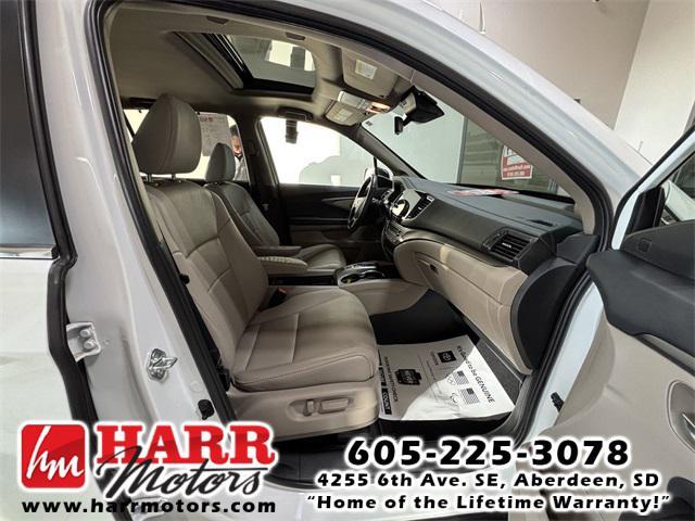 used 2022 Honda Pilot car, priced at $32,495