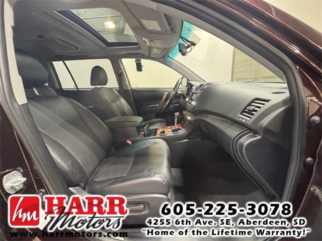used 2012 Toyota Highlander Hybrid car, priced at $11,999