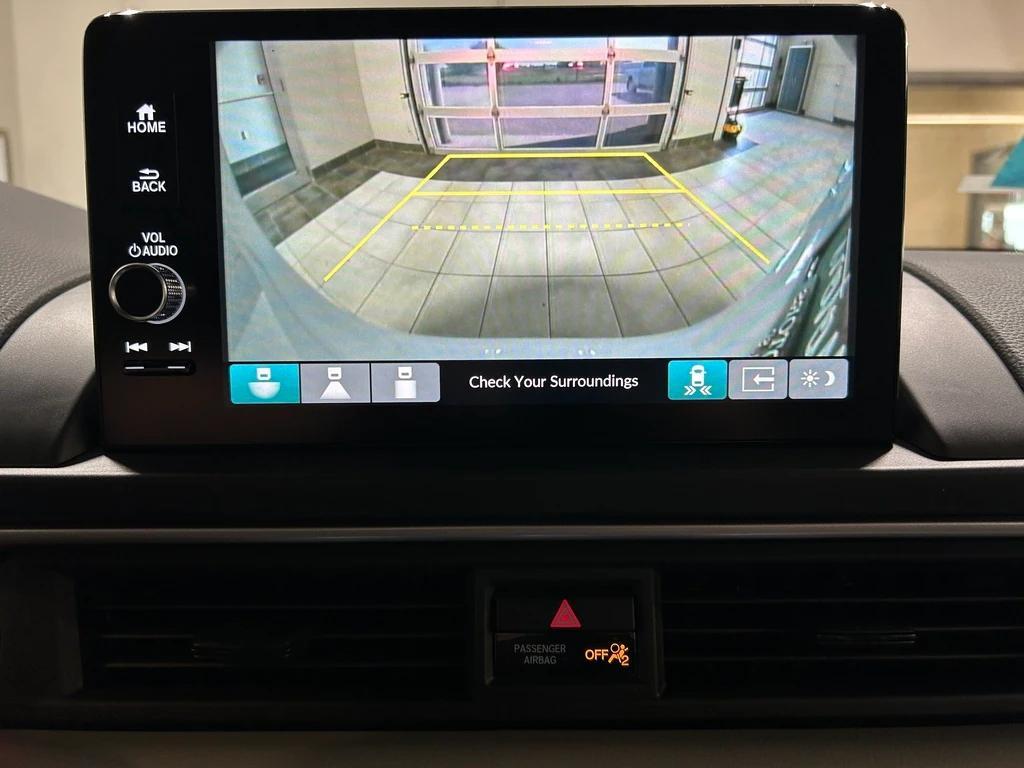 new 2025 Honda Pilot car, priced at $51,550