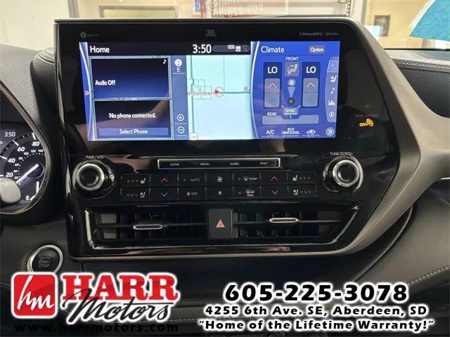 used 2021 Toyota Highlander car, priced at $32,999