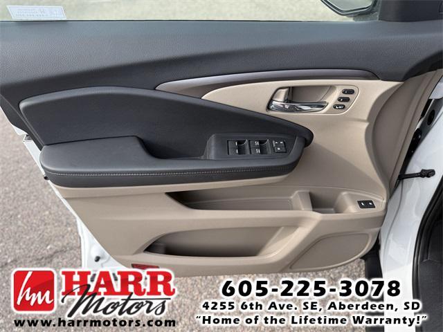 used 2021 Honda Pilot car, priced at $30,999