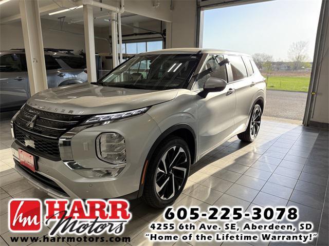 used 2022 Mitsubishi Outlander car, priced at $26,599