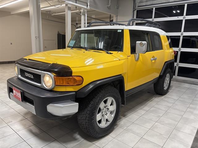 used 2007 Toyota FJ Cruiser car, priced at $13,999