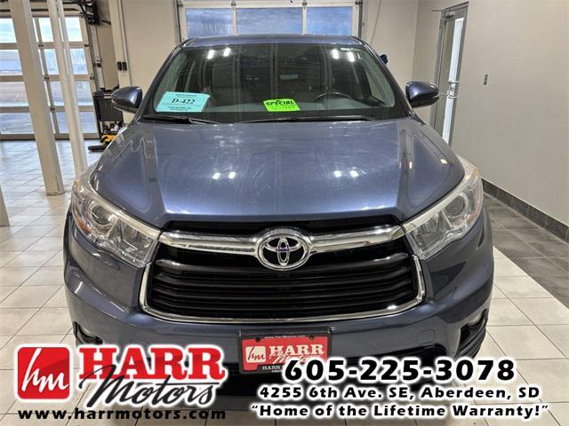 used 2015 Toyota Highlander car, priced at $21,999