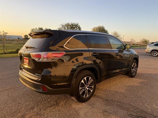 used 2015 Toyota Highlander car, priced at $16,495