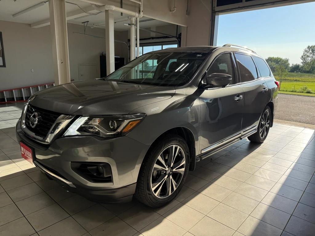 used 2020 Nissan Pathfinder car