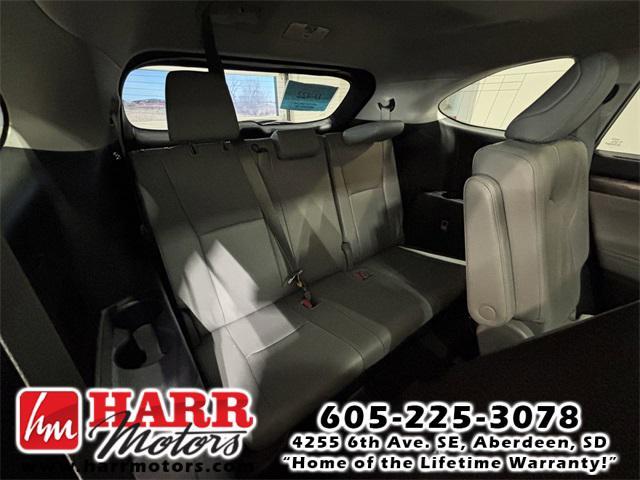 used 2021 Toyota Highlander Hybrid car, priced at $38,999