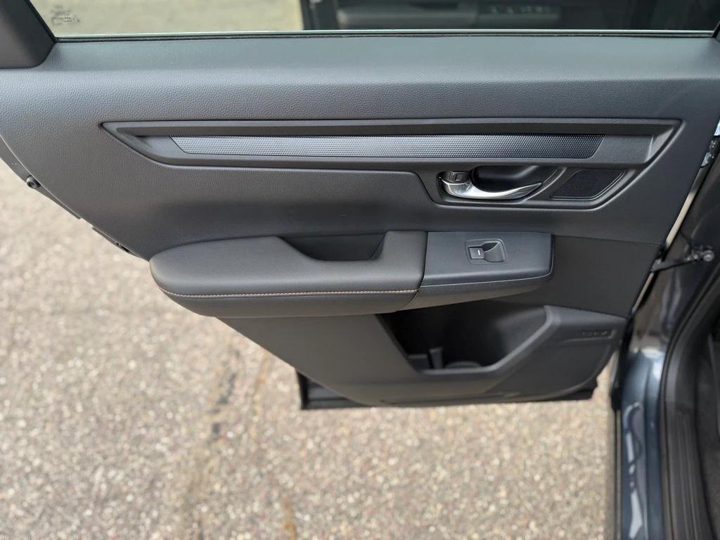 used 2025 Honda CR-V Hybrid car