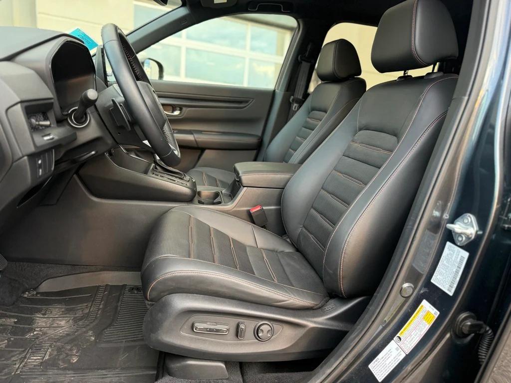 used 2025 Honda CR-V Hybrid car