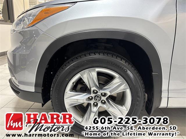 used 2016 Toyota Highlander car, priced at $19,999