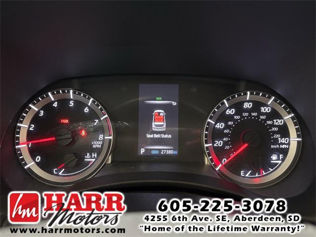 used 2022 Toyota Highlander car, priced at $38,999