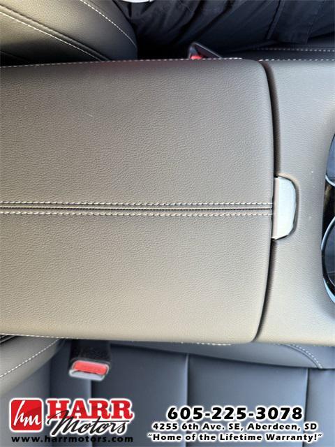 new 2025 Nissan Murano car, priced at $41,215
