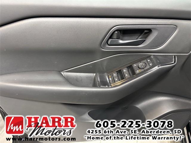 new 2025 Nissan Rogue car, priced at $31,700