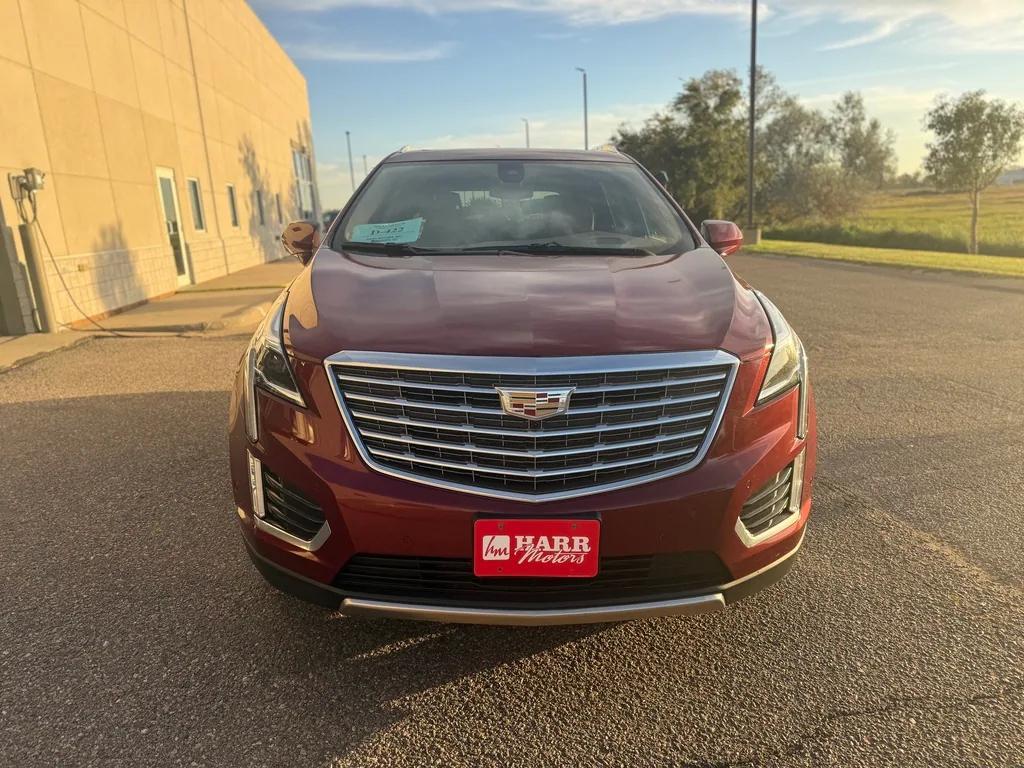 used 2017 Cadillac XT5 car, priced at $19,999