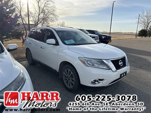 used 2016 Nissan Pathfinder car, priced at $12,999