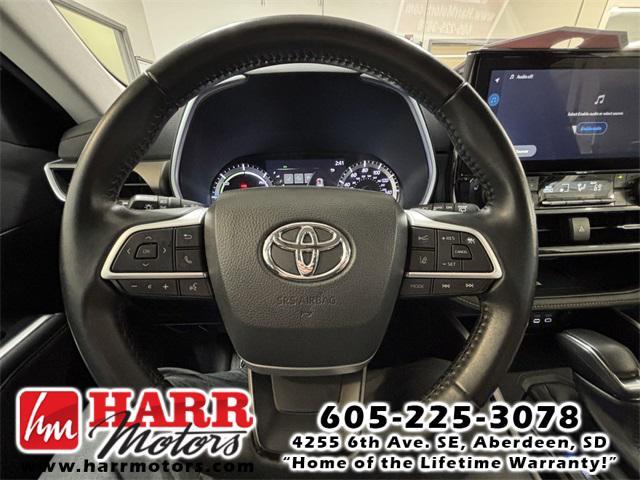 used 2023 Toyota Highlander Hybrid car, priced at $42,599