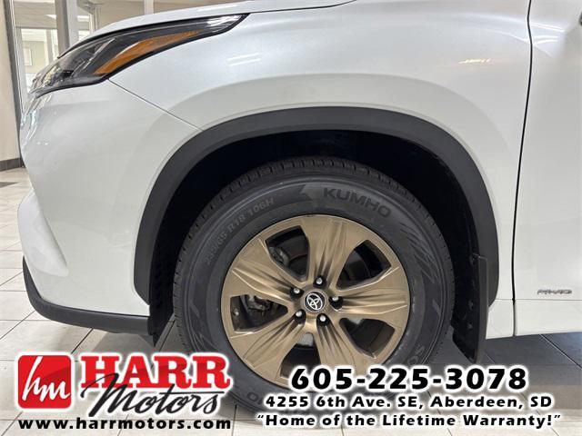 used 2023 Toyota Highlander Hybrid car, priced at $42,599