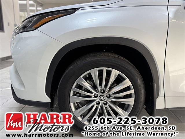 used 2023 Toyota Highlander car, priced at $49,500