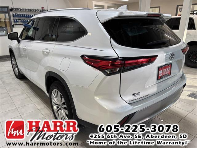 used 2023 Toyota Highlander car, priced at $49,500