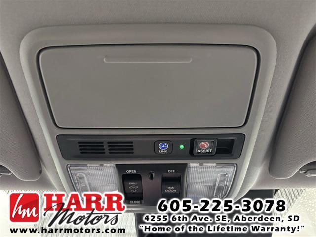 used 2022 Honda Pilot car, priced at $37,999