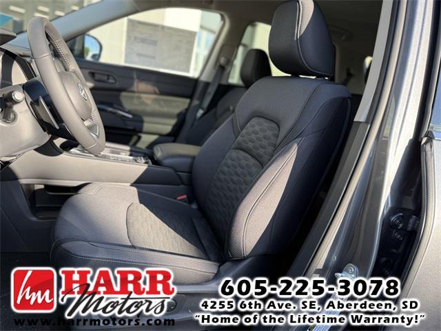new 2025 Nissan Pathfinder car, priced at $40,775