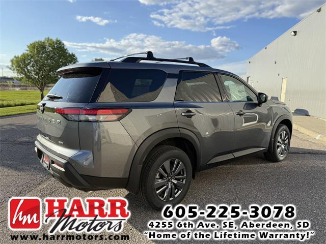 new 2025 Nissan Pathfinder car, priced at $40,775