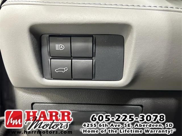 used 2020 Toyota Highlander car, priced at $29,628