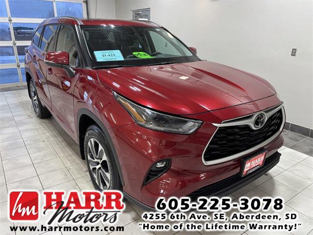 used 2021 Toyota Highlander car, priced at $32,595