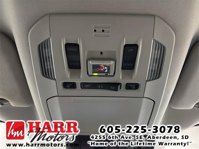 used 2021 Toyota Highlander Hybrid car, priced at $34,999
