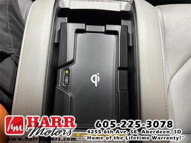 used 2022 Toyota Highlander car, priced at $36,971