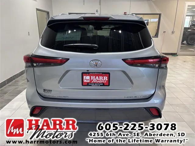 used 2022 Toyota Highlander car, priced at $36,971