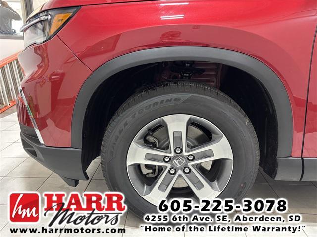 new 2025 Honda Pilot car, priced at $48,985