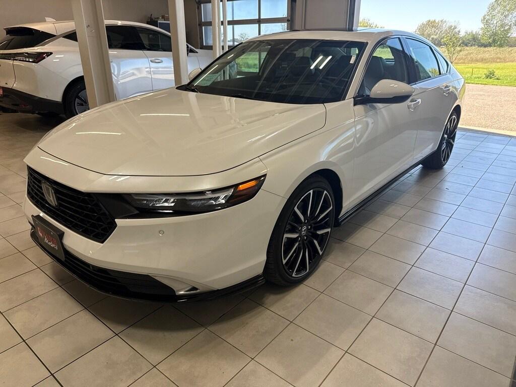 new 2025 Honda Accord Hybrid car, priced at $40,950
