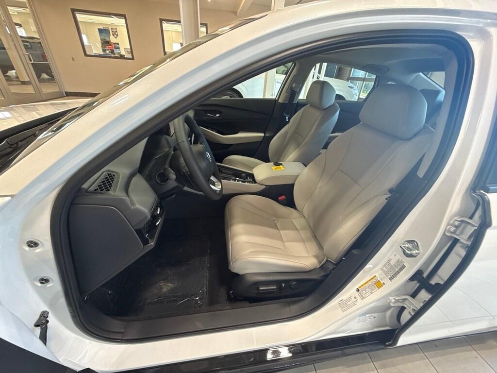 new 2025 Honda Accord Hybrid car, priced at $40,950