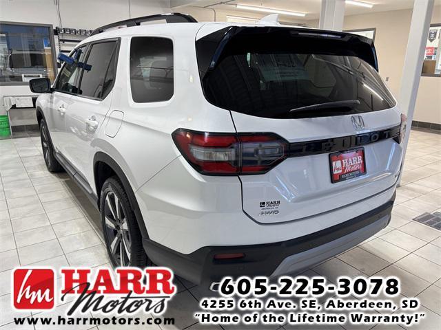 used 2023 Honda Pilot car, priced at $41,999