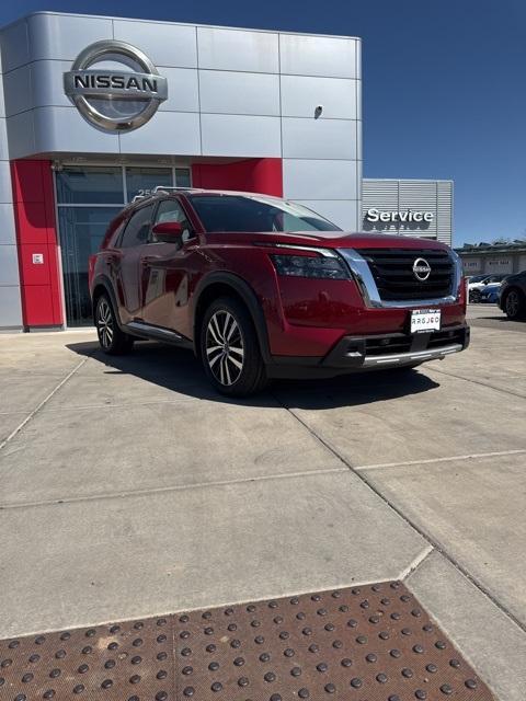 new 2025 Nissan Pathfinder car, priced at $54,710