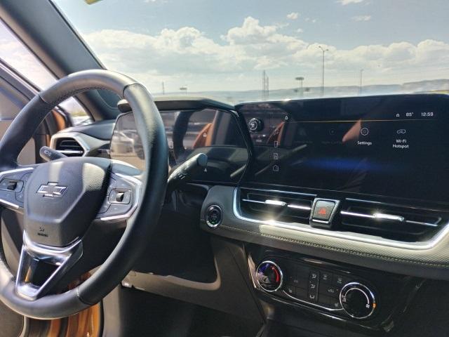 used 2024 Chevrolet TrailBlazer car, priced at $27,274