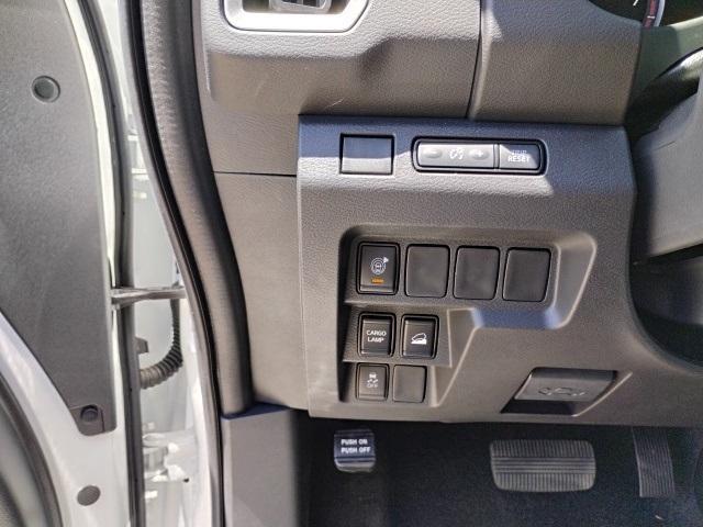 new 2025 Nissan Frontier car, priced at $35,375