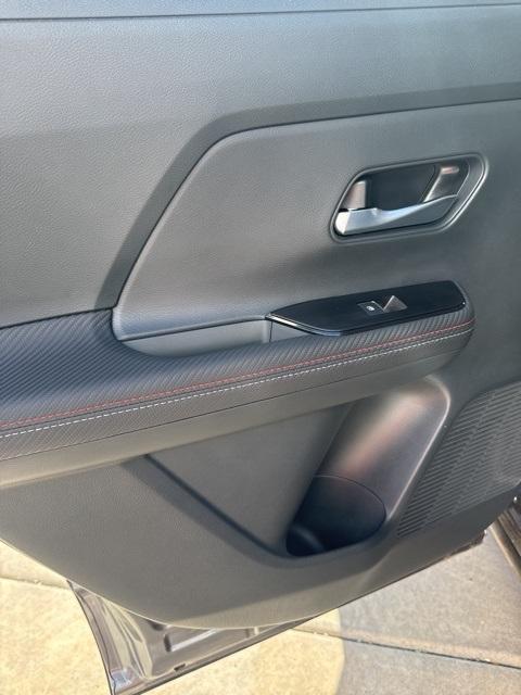 new 2025 Nissan Kicks car, priced at $32,335