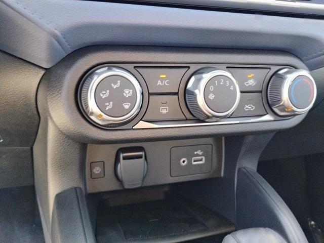 new 2025 Nissan Versa car, priced at $22,100