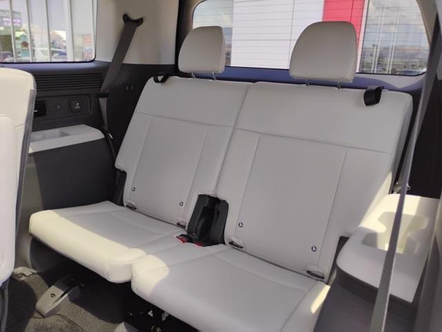 used 2024 Hyundai Santa Fe car, priced at $41,342