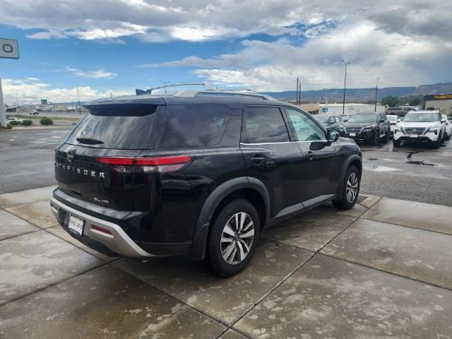 new 2024 Nissan Pathfinder car, priced at $38,987