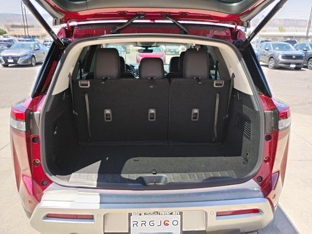 new 2025 Nissan Pathfinder car, priced at $44,725