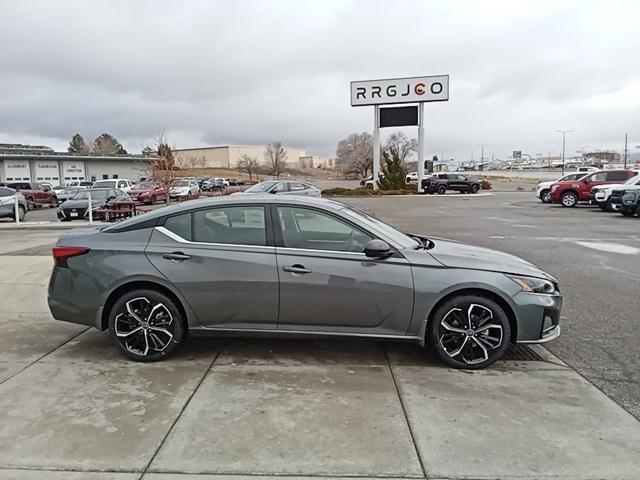 new 2025 Nissan Altima car, priced at $30,864