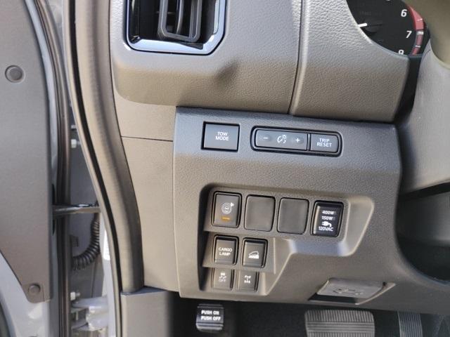 new 2025 Nissan Frontier car, priced at $45,660