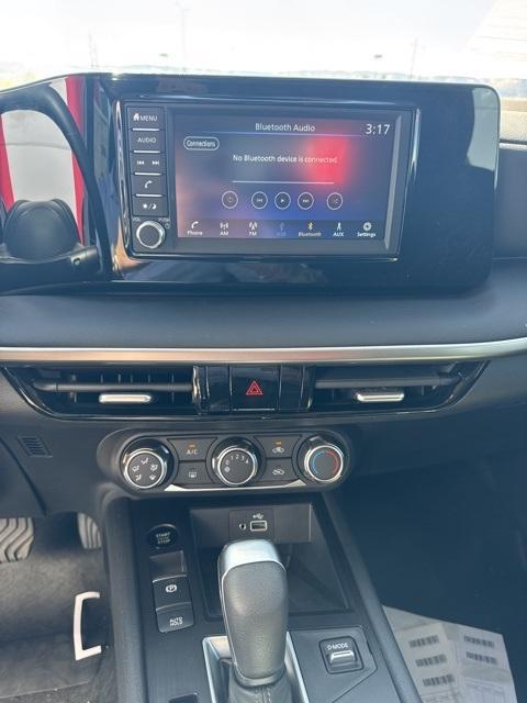new 2025 Nissan Kicks car, priced at $24,860